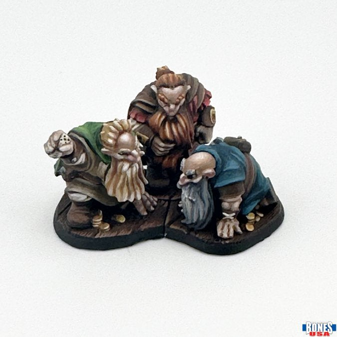 RPR 30138: Townsfolk, Gambling Dwarves (3 Figures) - Reaper Legends