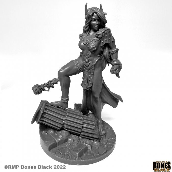 RPR 44180: Yephima, Cloud Giant Skywarden - Bones Black