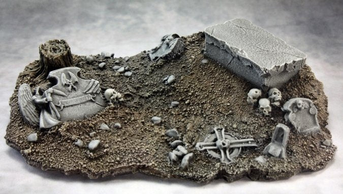 RPR 74025: Graveyard Vignette Base (resin base)