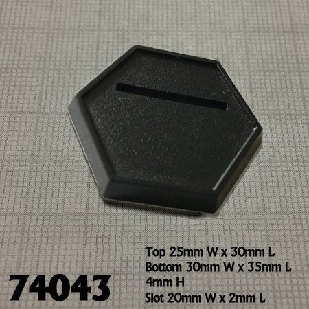 RPR 74043: 1 Inch Black Slotted Hex Gaming Base (20)