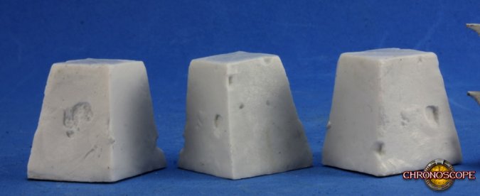RPR 80055: Dragon's Teeth (3 Figures) - Chronoscope Bones
