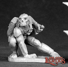 RPR 03299: Eskin, Male Rogue - Dark Heaven