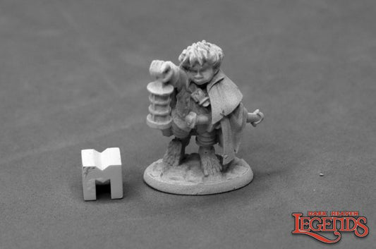 RPR 03917: Bergamot, Halfling Rogue - Dark Heaven