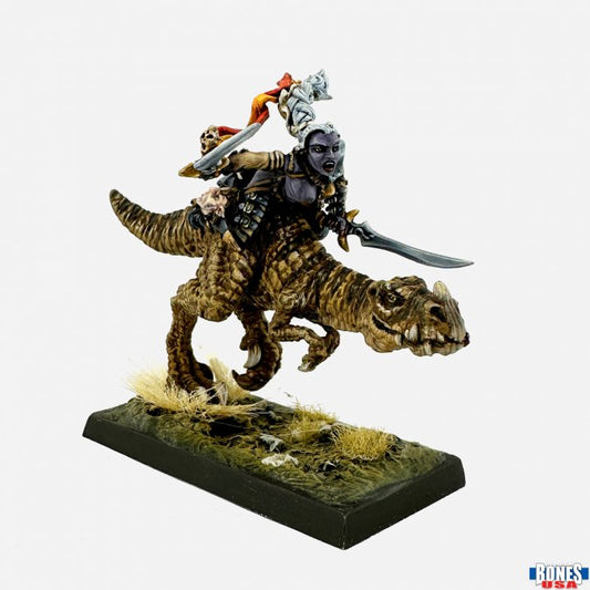 RPR 30220: Female Dark Elf on Lizard - Reaper Legends