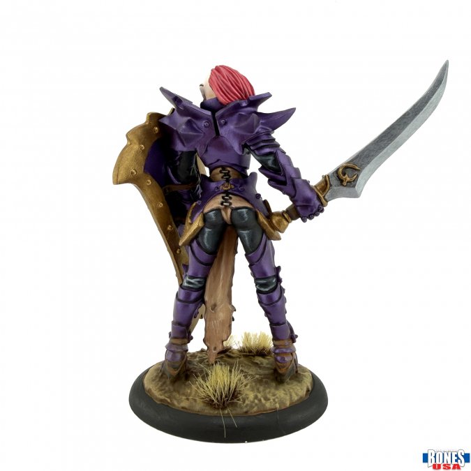 RPR 30286: Casiatta, Female Anti-Paladin (Collector Scale) - Reaper Legends