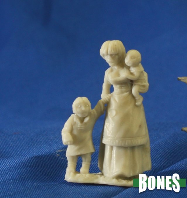 RPR 77087: Townsfolk, Mom And Kids - Bones